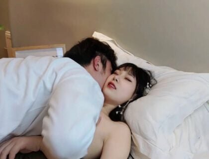 Hấp diêm cô nàng mới quen lần đầu tại khách san suốt đêm