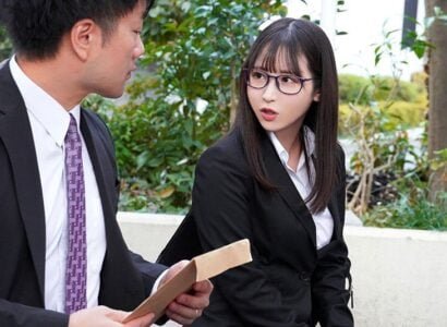 Nữ thư ký khó tính hở bạo với sếp trong quá trình làm việc