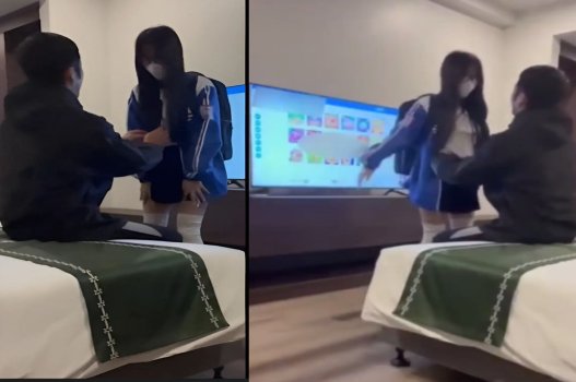 Sex nữ sinh dâm dục với lỗ hậu thấm nước